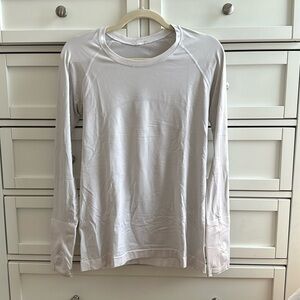 lululemon athletica Long Sleeve swiflty top